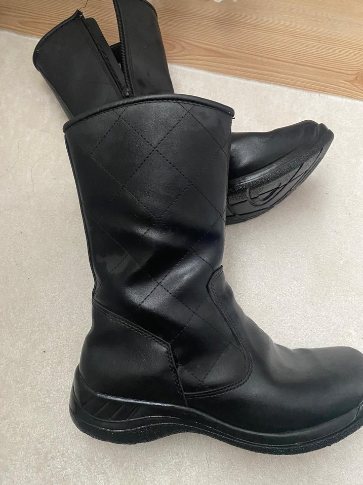 Siyah Gotik Tarzı Kadın Dolgu Topuklu Bot - Görsel 4