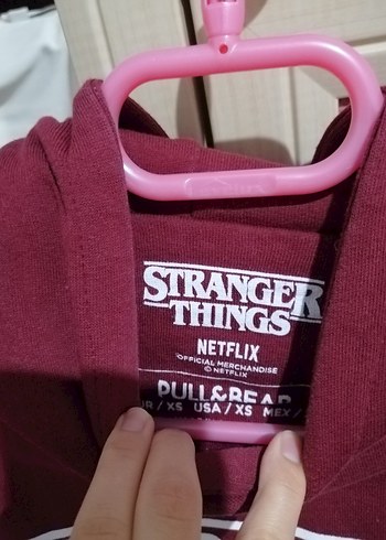 xs Beden Pull and bear Stranger Things Sweatshirt