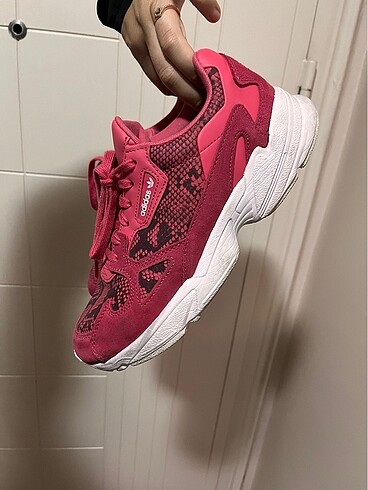 41,5 Beden Adidas