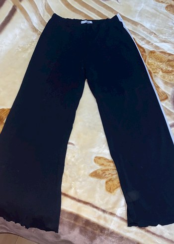 Diğer Rahat Ve Sik Siyah Bol Paca Pantolon