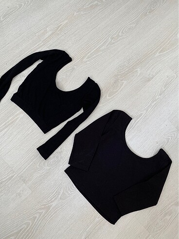 Siyah 2?li Hafif Crop Bluz