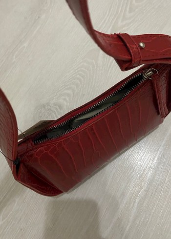 Altuda Bordo-Kırmızı Basic Çanta - Görsel 3
