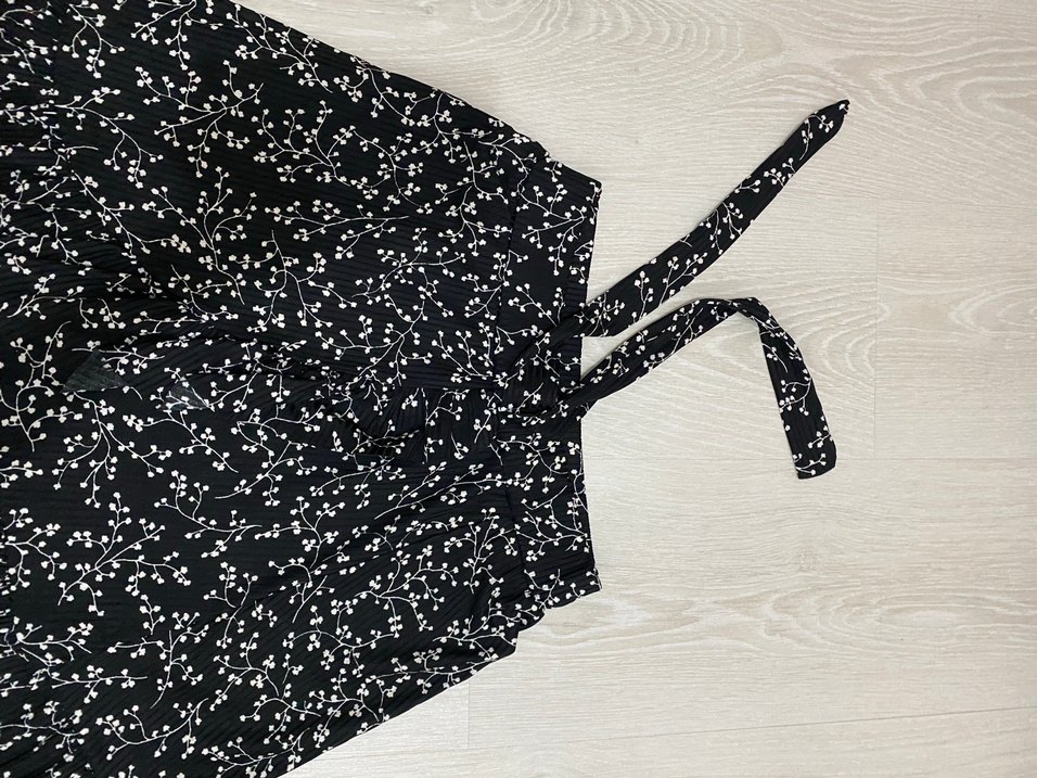 Trendyolmilla Desenli Volanlı Mini Siyah Etek - Görsel 2