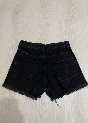 Defacto Siyah Yırtık Mini Denim Şort - Görsel 4