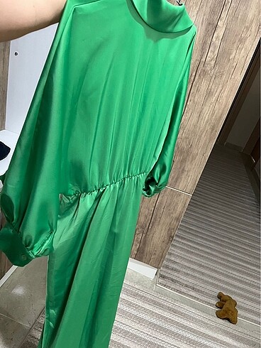 Yeşil Midi Boy Elbisesi - Görsel 2
