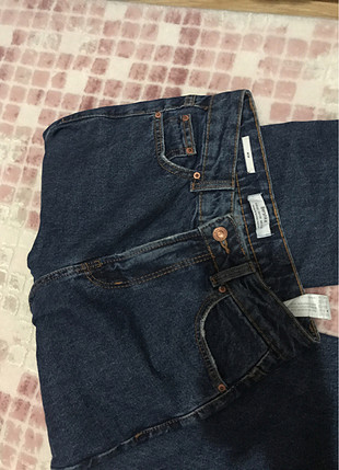 Bershka Mom pantolon 