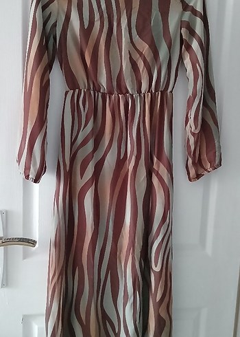 Bohem Zebra Desenli Uzun Kollu Piliseli Elbise