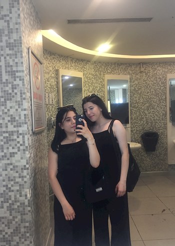 l Beden siyah Renk Siyah Pilili İnce Askılı Midi Tulum