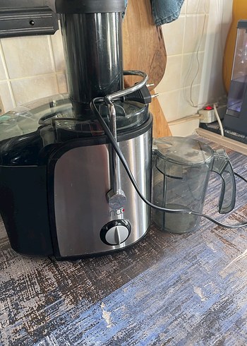 Gri Renkli Katı Meyve Sıkacağı - Görsel 4