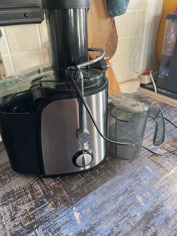 Gri Renkli Katı Meyve Sıkacağı - Görsel 4