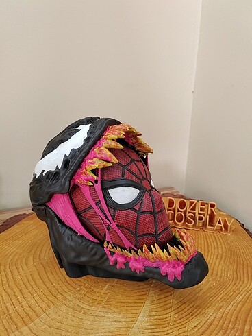  Beden Venom Spiderman maket kulaklık standı 3d