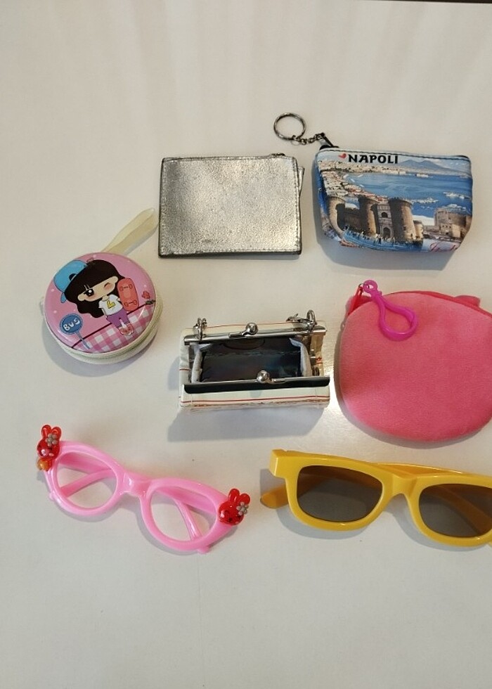 Mini cüzdanlar ve gözlükler - Görsel 5