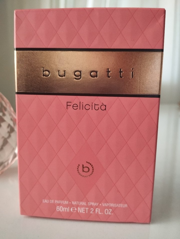 Bugatti Felicita Kadın Parfümü 50 ml - Görsel 4