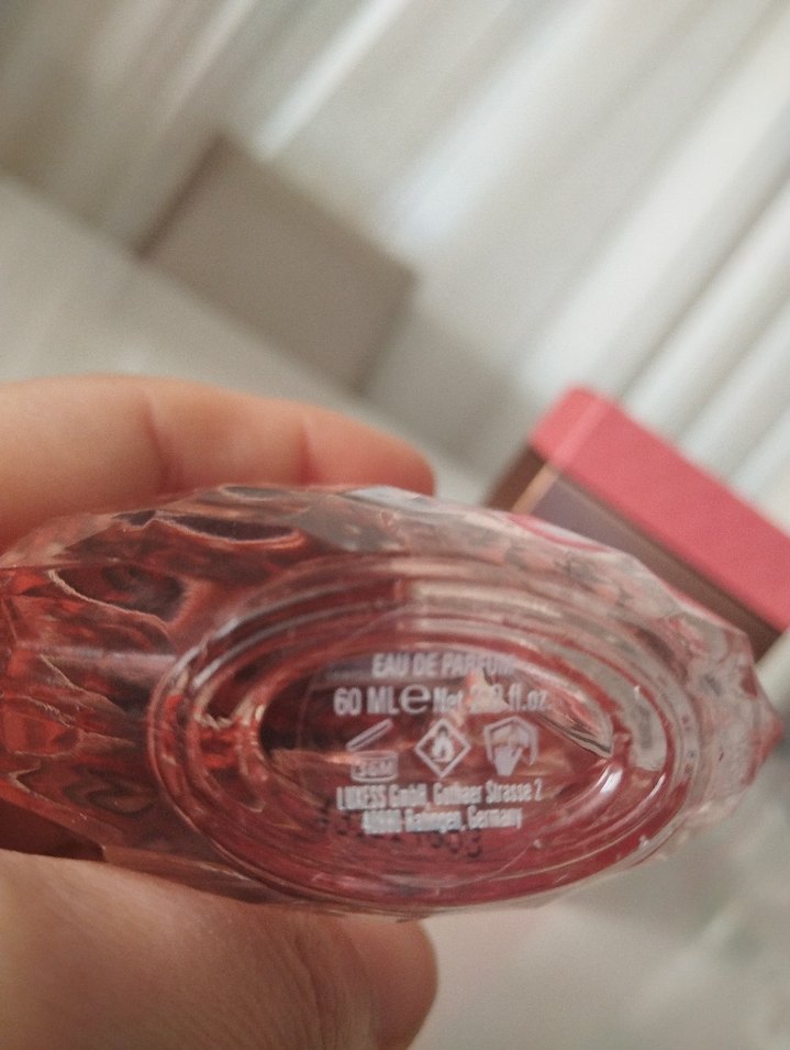 Bugatti Felicita Kadın Parfümü 50 ml - Görsel 3