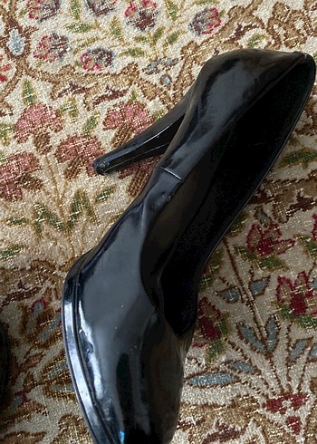 Klasik Siyah Rugan Stiletto Topuklu Kadın Ayakkabı - Görsel 3