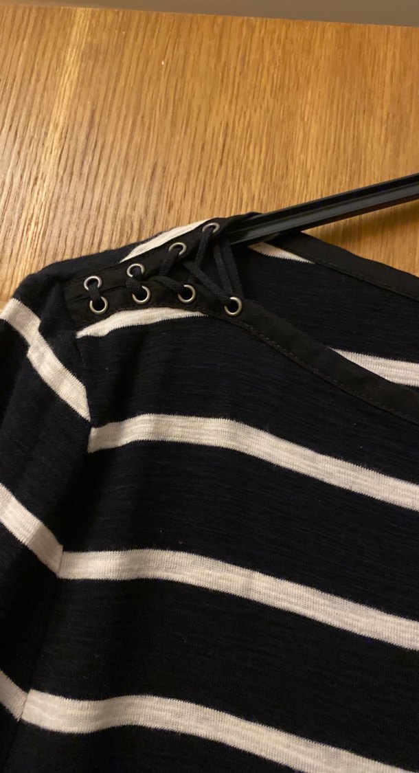 Siyah Beyaz Çizgili Triko Midi Elbise - Görsel 4