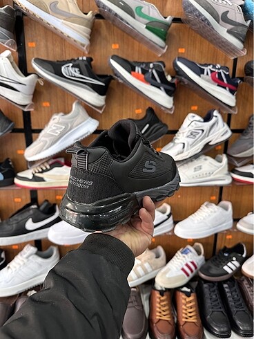41 Beden siyah Renk Skechers Su Geçirmez