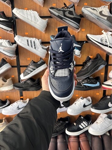 33 Beden Nike Çocuk Ayakkabı