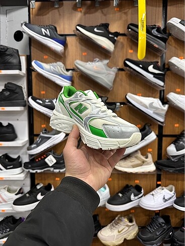 37 Beden çeşitli Renk New Balance 530