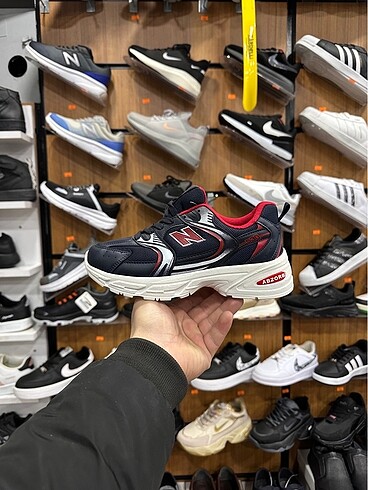 New Balance 530