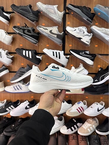 44 Beden beyaz Renk Nike Spor Ayakkabı