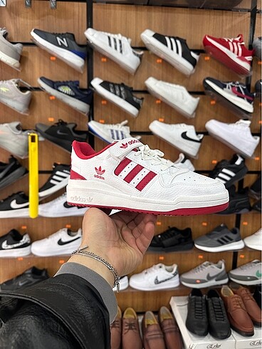 Adidas Forum Low