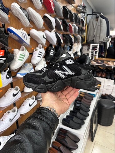 37 Beden New Balance 9060