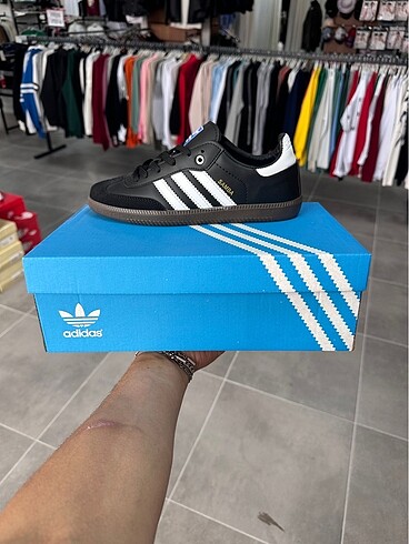 Adidas Samba