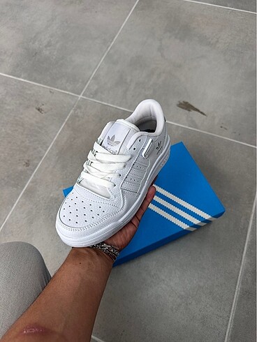36 Beden beyaz Renk Adidas Forum Low