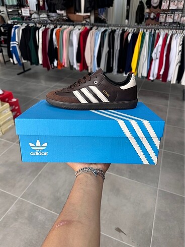 Adidas Samba