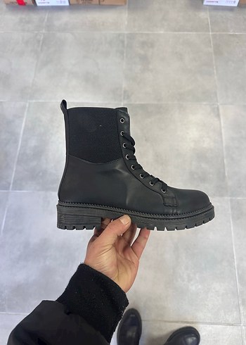 Kadın Siyah Cilt Bot  Bağcıklı | Kauçuk Kaymaz Taban | Mağaza - Görsel 2