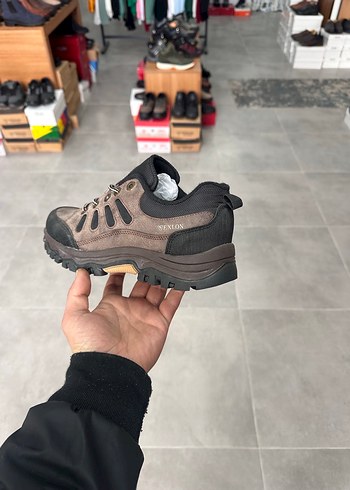 Kışlık Su Geçirmez Kaymaz Taban Outdoor Ayakkabı - Görsel 5