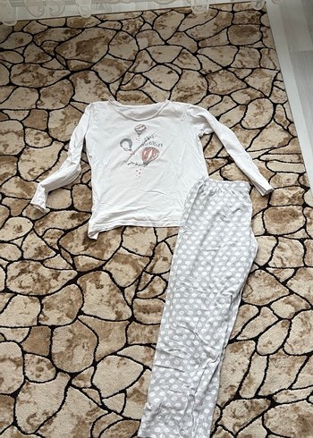 Kadın pijama takımı