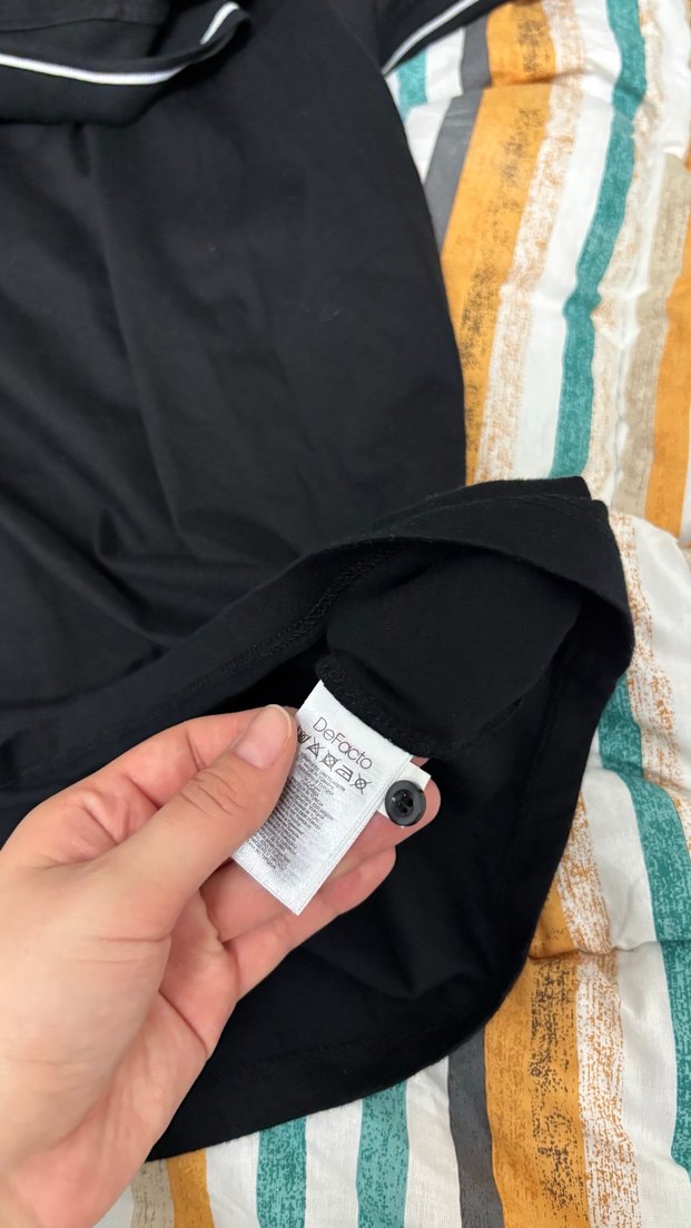 Erkek Siyah Polo Yaka Tişört - Görsel 4