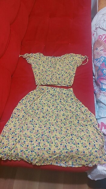 Etek crop bluz takım