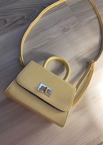 Diğer Pastel Sari Mini Capraz Canta