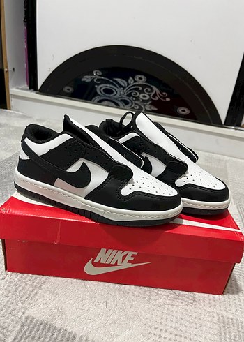 Nike Siyah Beyaz Dusuk Bilekli Sneaker