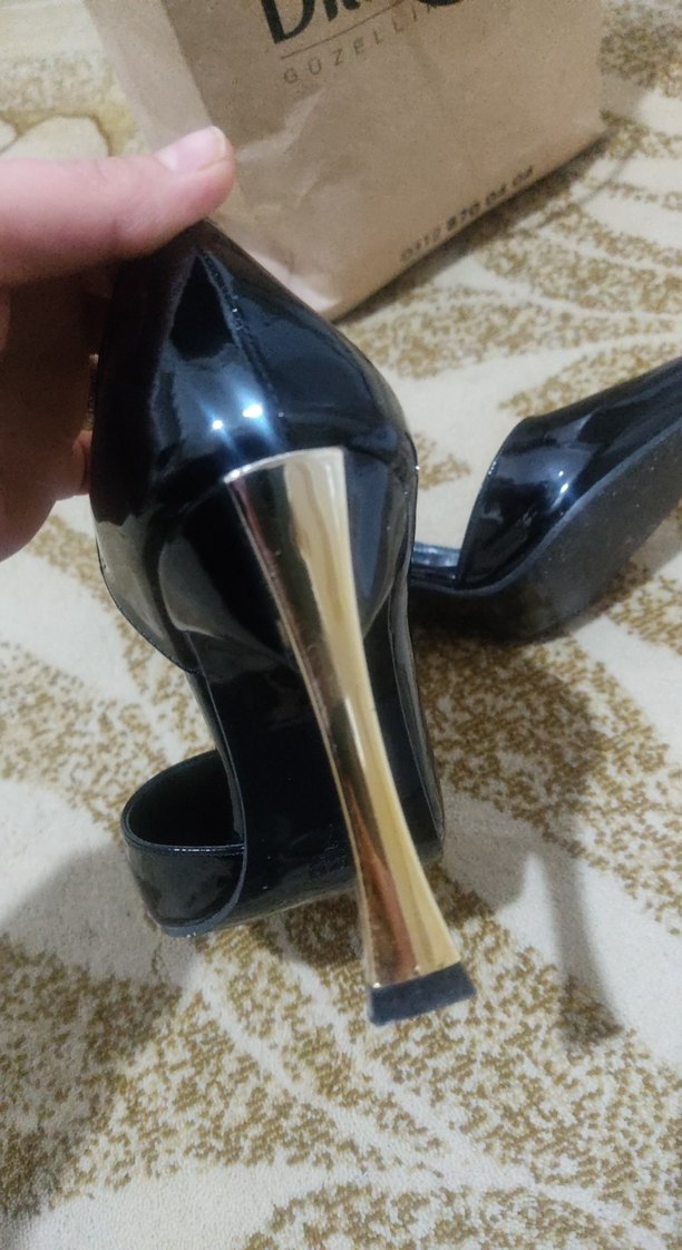 Parlak Siyah Stiletto Topuklu - Görsel 4