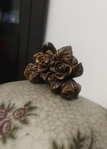 Çiçek Desenli Beyaz Seramik Vazo - Görsel 4