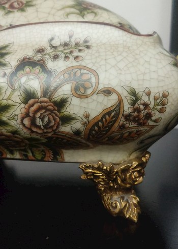 Çiçek Desenli Beyaz Seramik Vazo - Görsel 2