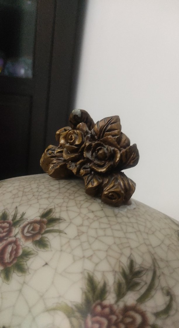 Çiçek Desenli Beyaz Seramik Vazo - Görsel 4