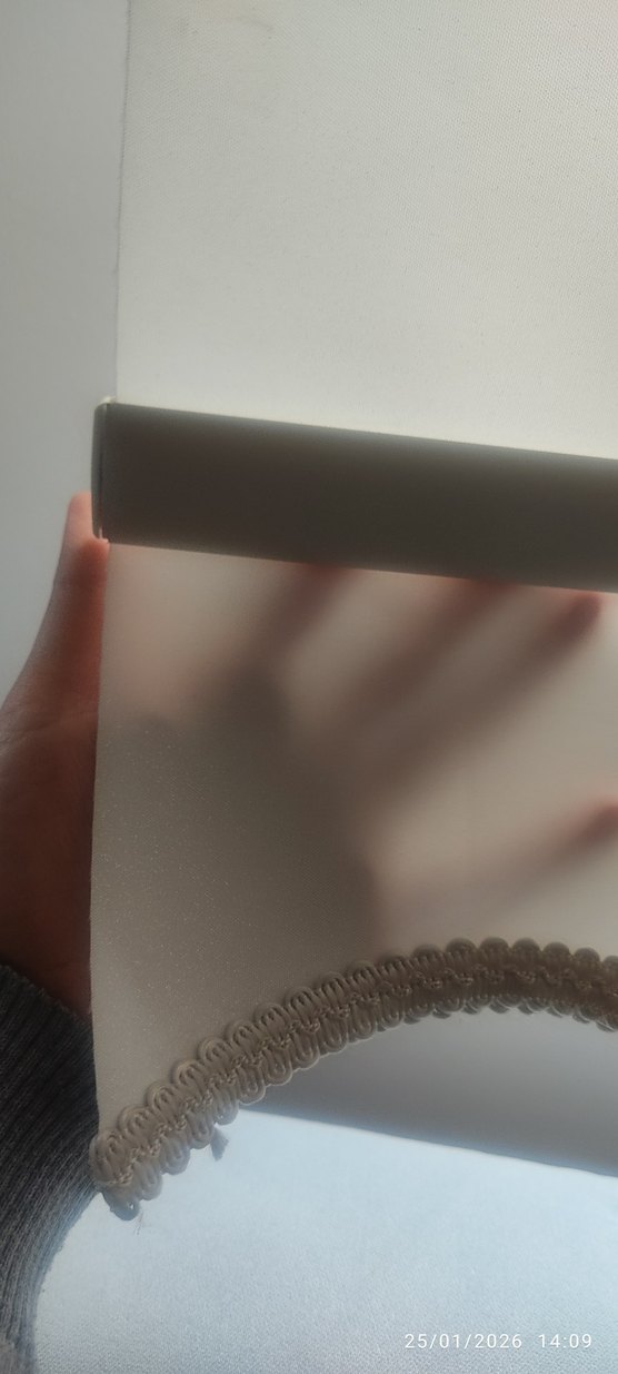 Beyaz Zincir Detayli Stor perde - Görsel 2