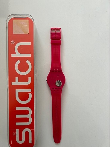 Beden Swatch fuşya saat