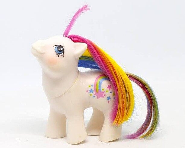 Çeşitli Ponyler