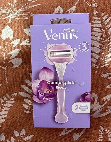 Bade natural biberiye suyu+Gilette venüs tıraş bıçağı