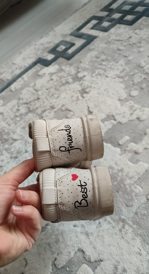 Kız Çocuk Beyaz Cırt Cırtlı Spor Ayakkabı - Görsel 4