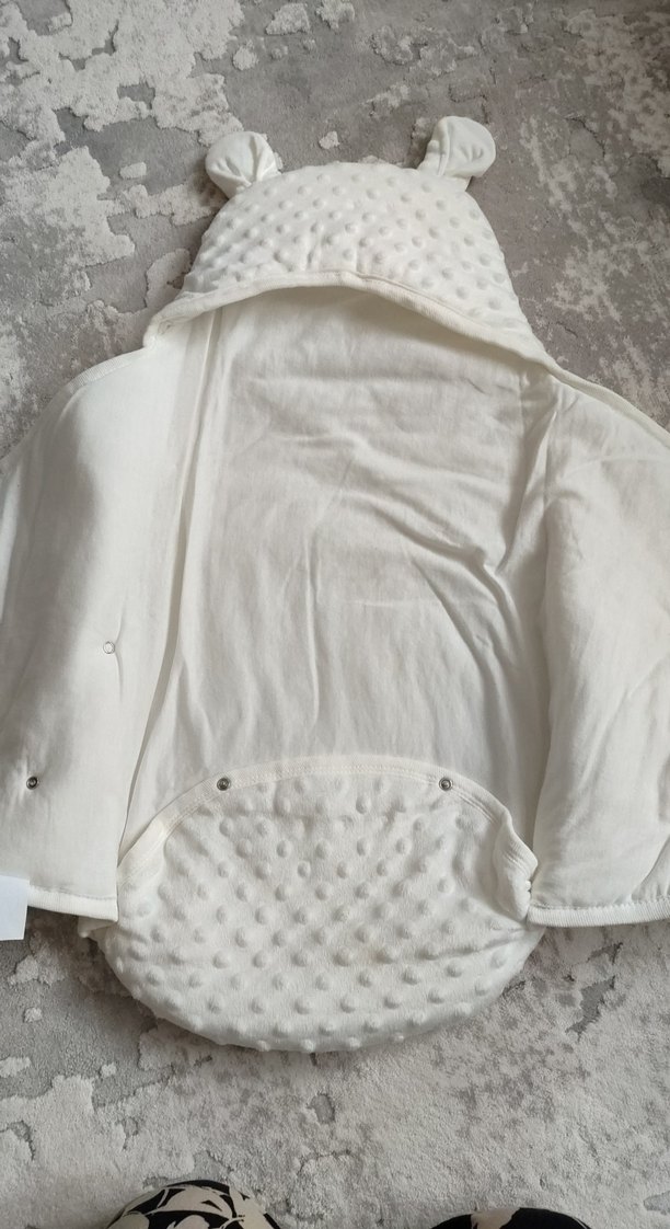 Nakışlı Beyaz Bebek Battaniyesi - Görsel 2