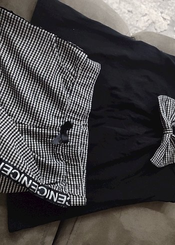 Fiyonklu Siyah Mini Hamile Şortu - Görsel 2