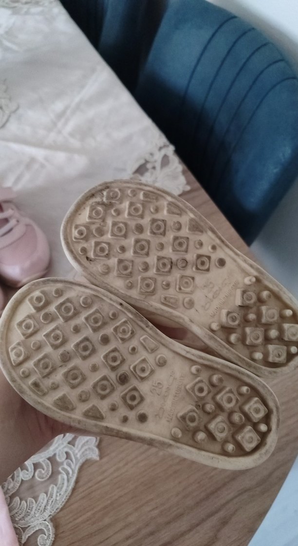 Kız Çocuk Beyaz Tokalı Kauçuk Sandalet - Görsel 3