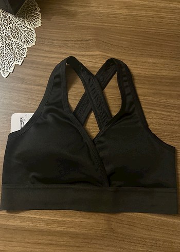Siyah Spor Sütyeni Çapraz Askılı
